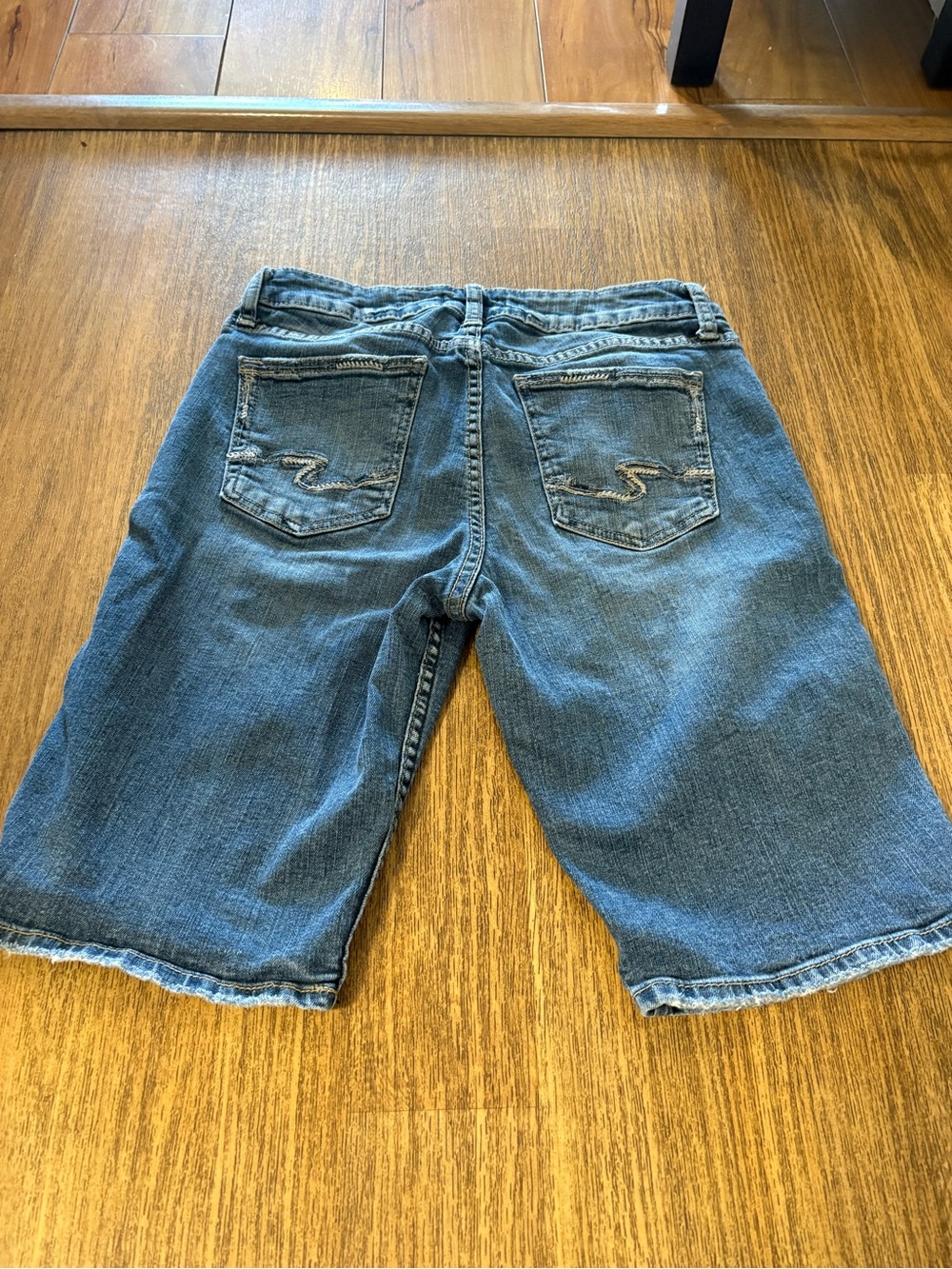 Silver Jeans Dark Blue Denim Bermuda Shorts with Back Pocket Stitch